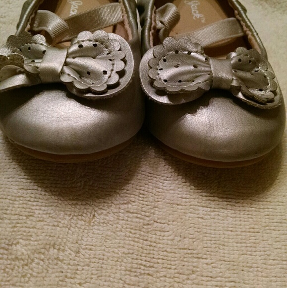 Silver shoes - Picture 4 of 5